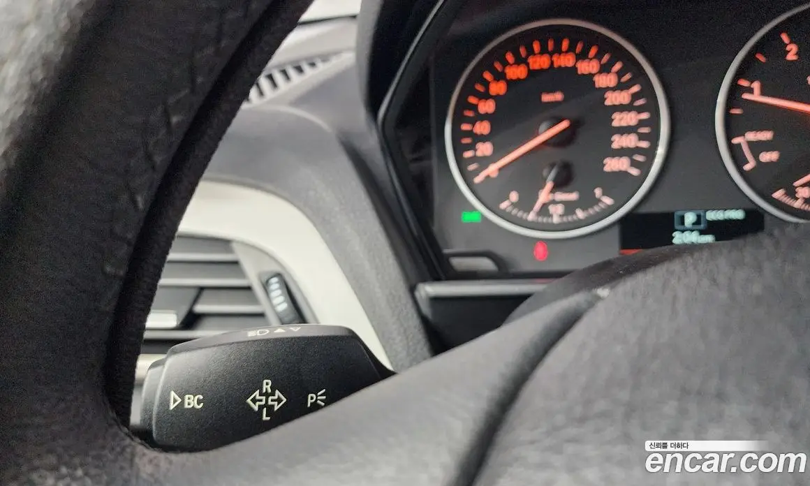 BMW 1 серия 2017 2.0 автомат (гидро), фото 20 BMW 1 серия 2017 2.0 автомат (гидро), фото 20