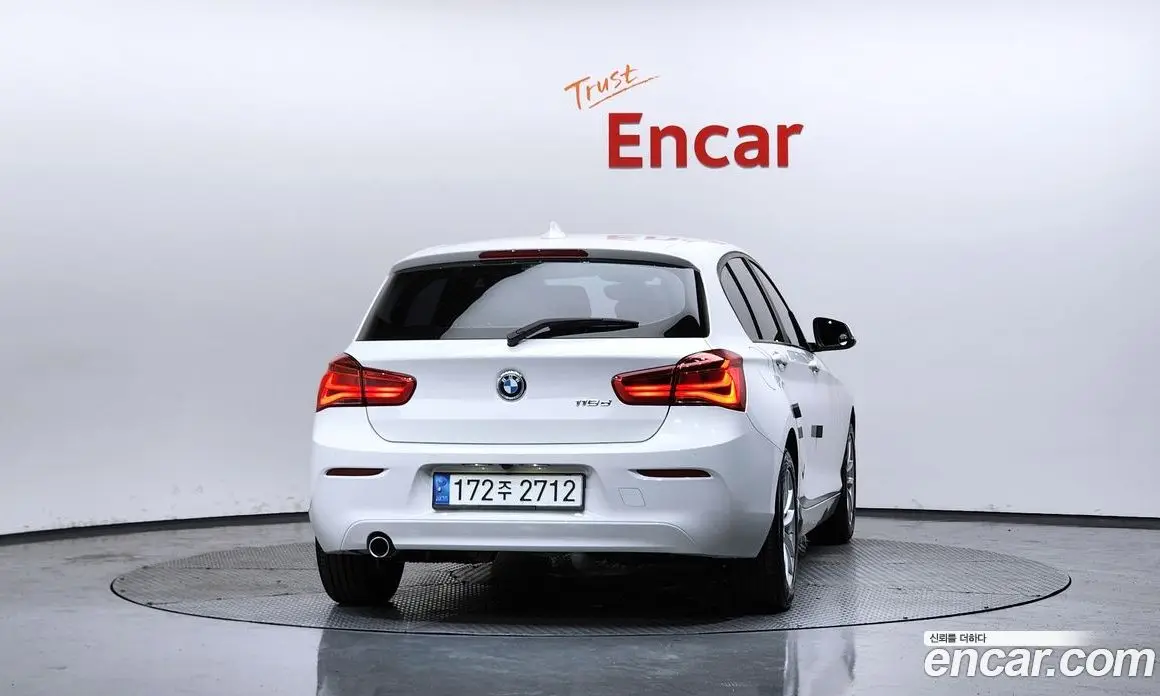 BMW 1 серия 2017 2.0 автомат (гидро), фото 4 BMW 1 серия 2017 2.0 автомат (гидро), фото 4