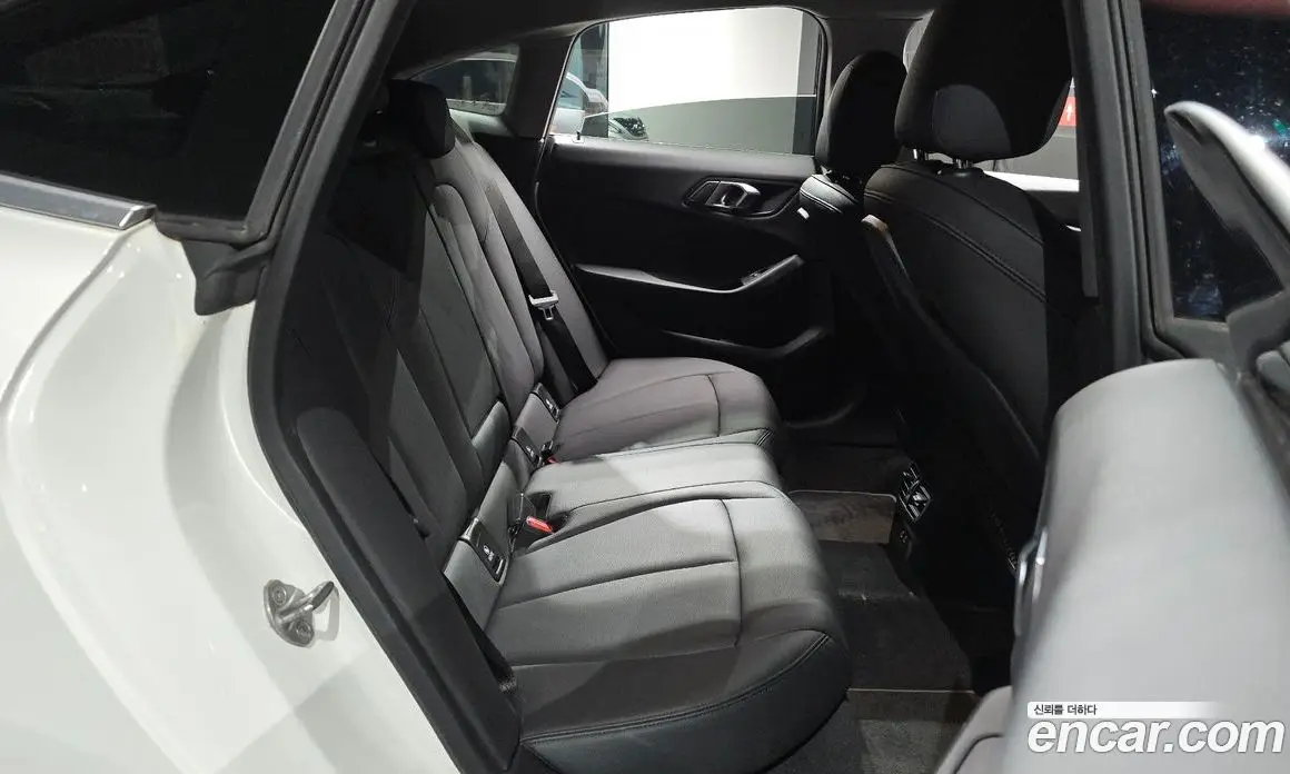 BMW 2 серия 2023 2.0 автомат (гидро), фото 17 BMW 2 серия 2023 2.0 автомат (гидро), фото 17