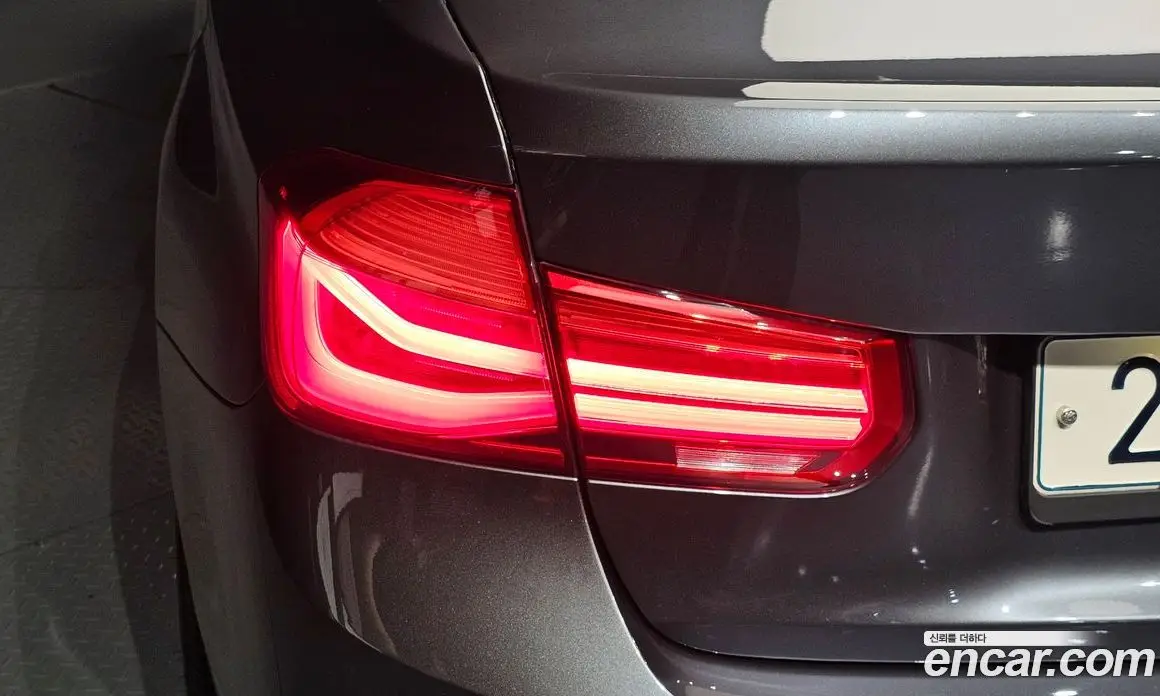 BMW 3 серия 2016 2.0 автомат (гидро), фото 8 BMW 3 серия 2016 2.0 автомат (гидро), фото 8