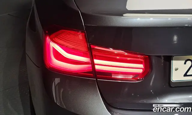 BMW 3 серия 2016 2.0 автомат (гидро), миниатюра 8 BMW 3 серия 2016 2.0 автомат (гидро), миниатюра 8