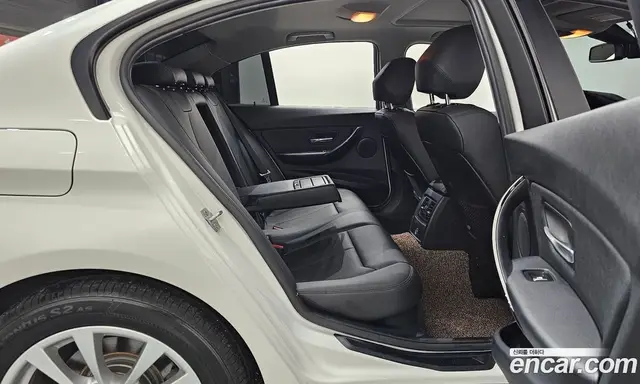 BMW 3 серия 2016 2.0 автомат (гидро), миниатюра 11 BMW 3 серия 2016 2.0 автомат (гидро), миниатюра 11
