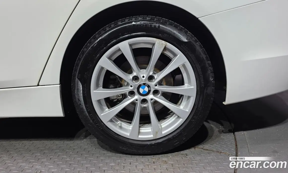BMW 3 серия 2018 2.0 автомат (гидро), фото 7