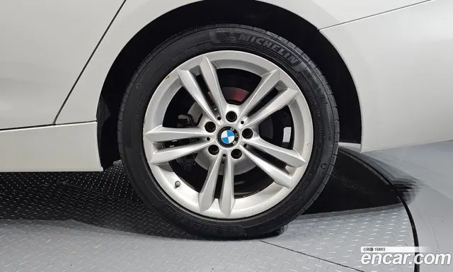 BMW 3 серия 2019 2.0 автомат (гидро), миниатюра 7 BMW 3 серия 2019 2.0 автомат (гидро), миниатюра 7