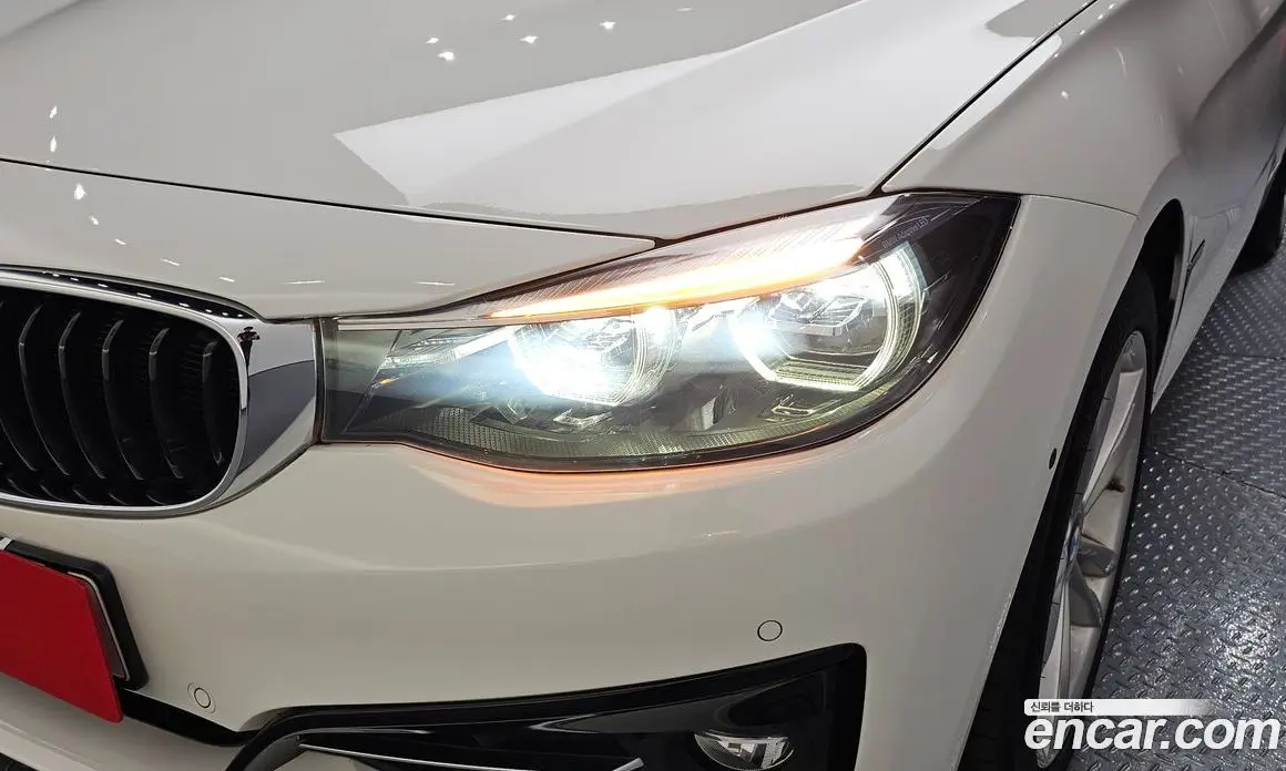 BMW 3 серия 2019 2.0 автомат (гидро), фото 8 BMW 3 серия 2019 2.0 автомат (гидро), фото 8