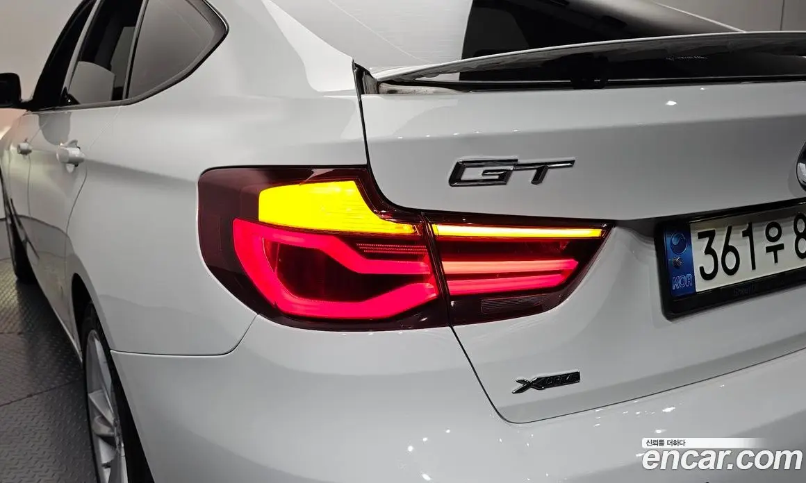 BMW 3 серия 2019 2.0 автомат (гидро), фото 9 BMW 3 серия 2019 2.0 автомат (гидро), фото 9