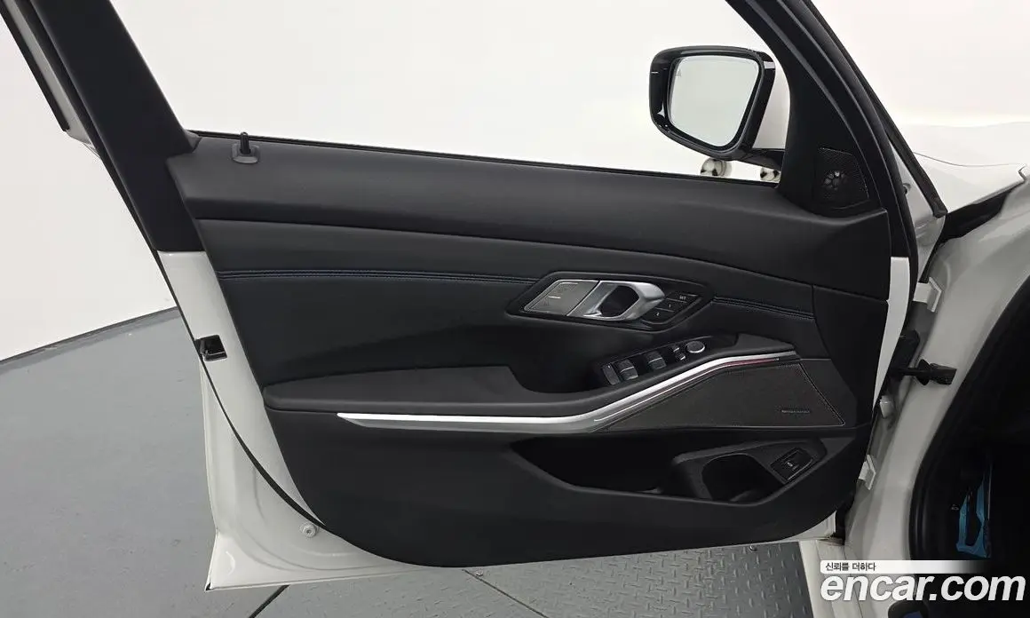 BMW 3 серия 2021 2.0 автомат (гидро), фото 14 BMW 3 серия 2021 2.0 автомат (гидро), фото 14