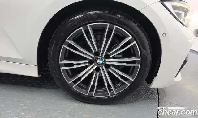 BMW 3 серия 2021 2.0 автомат (гидро), миниатюра 7 BMW 3 серия 2021 2.0 автомат (гидро), миниатюра 7