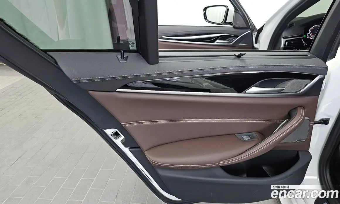 BMW 5 серия 2023 2.0 автомат (гидро), фото 15 BMW 5 серия 2023 2.0 автомат (гидро), фото 15