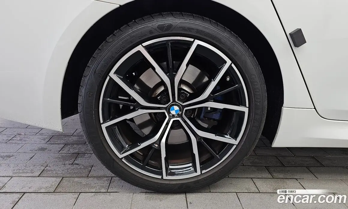 BMW 5 серия 2023 2.0 автомат (гидро), фото 5 BMW 5 серия 2023 2.0 автомат (гидро), фото 5