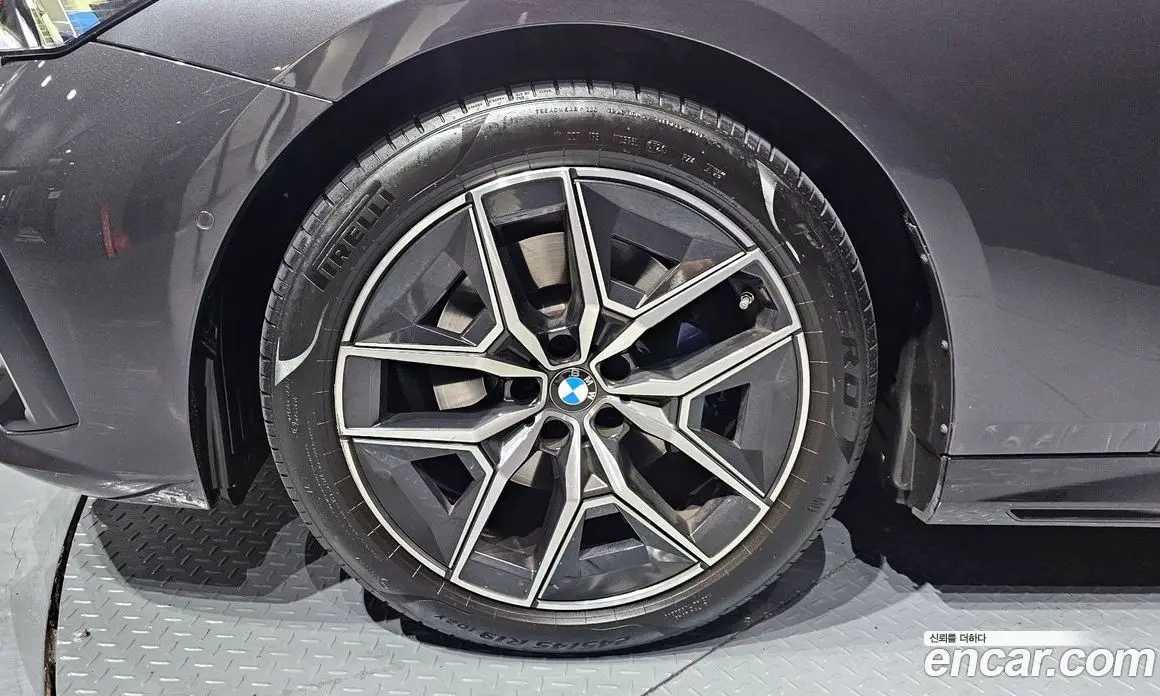 BMW 5 серия 2024 2.0 автомат (гидро), фото 5