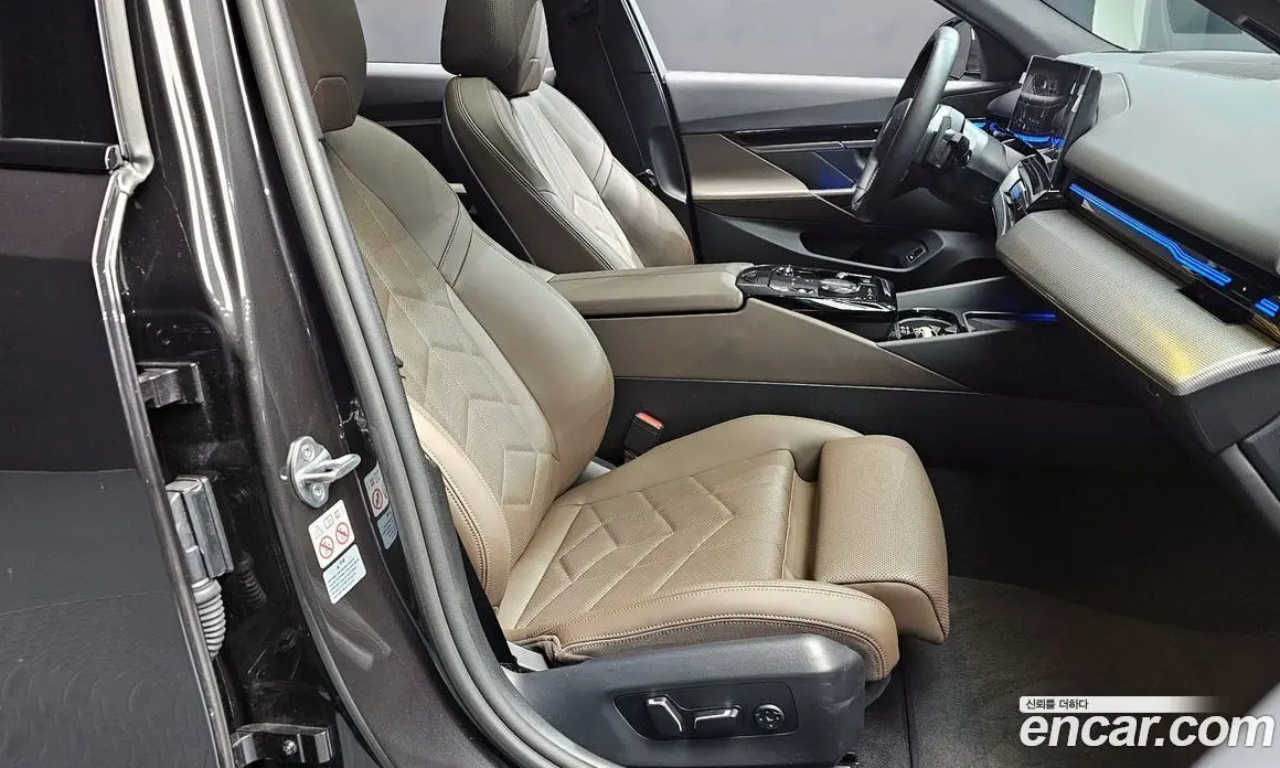 BMW 5 серия 2024 2.0 автомат (гидро), фото 10