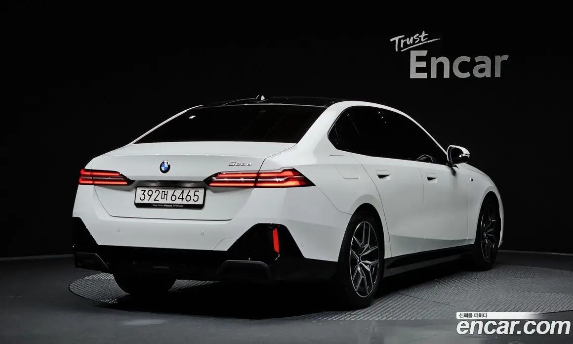 BMW 5 серия 2025 2.0 автомат (гидро), фото 2 BMW 5 серия 2025 2.0 автомат (гидро), фото 2