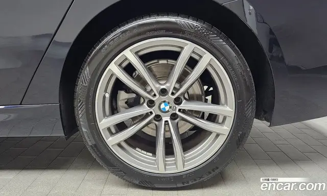 BMW 6 серия 2020 2.0 автомат (гидро), миниатюра 6 BMW 6 серия 2020 2.0 автомат (гидро), миниатюра 6