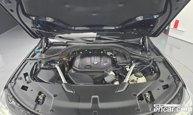 BMW 6 серия 2022 2.0 автомат (гидро), миниатюра 6 BMW 6 серия 2022 2.0 автомат (гидро), миниатюра 6