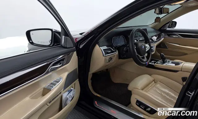 BMW 7 серия 2015 4.4 автомат (гидро), миниатюра 10 BMW 7 серия 2015 4.4 автомат (гидро), миниатюра 10