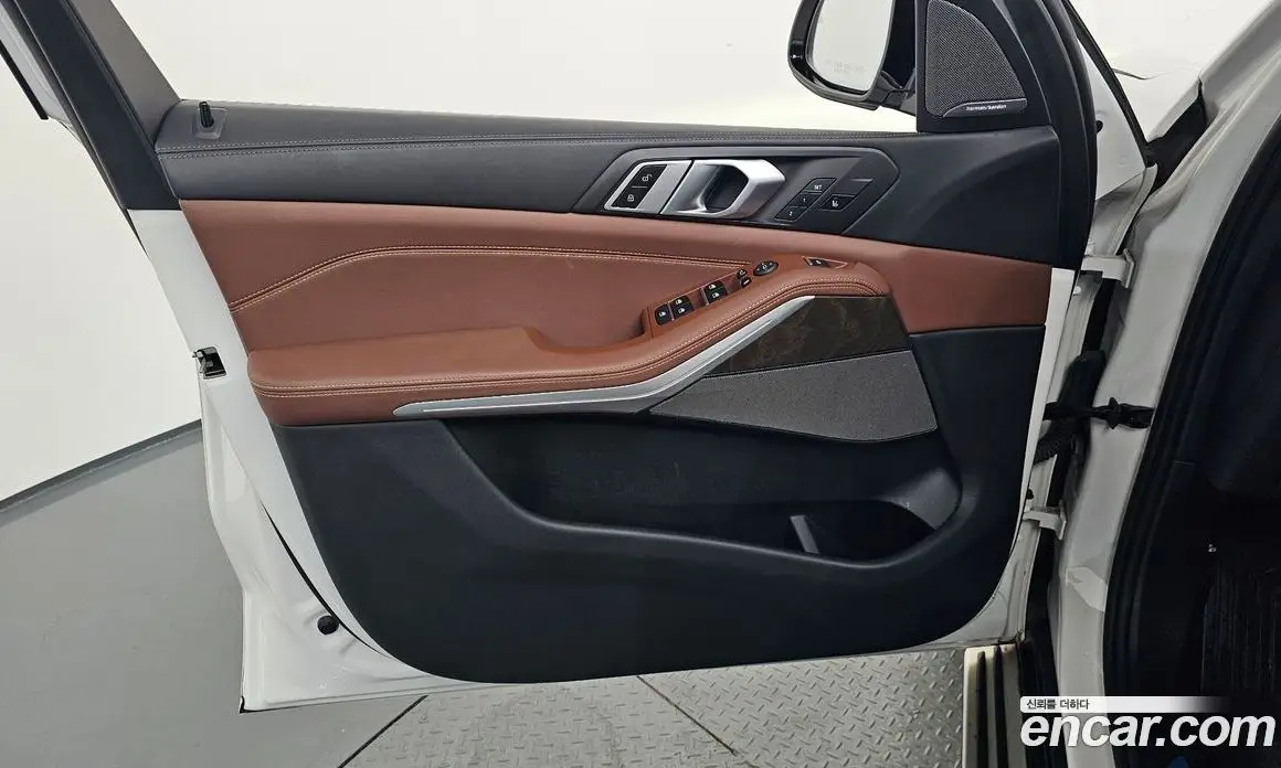 BMW X5 2021 3.0 автомат (гидро), фото 14