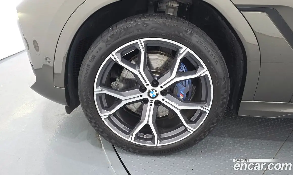 BMW X6 2022 3.0 автомат (гидро), фото 5