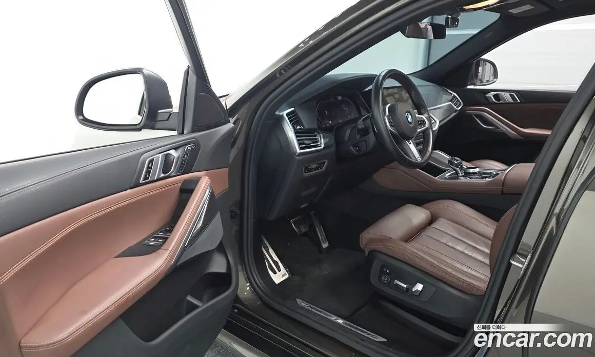 BMW X6 2022 3.0 автомат (гидро), фото 10