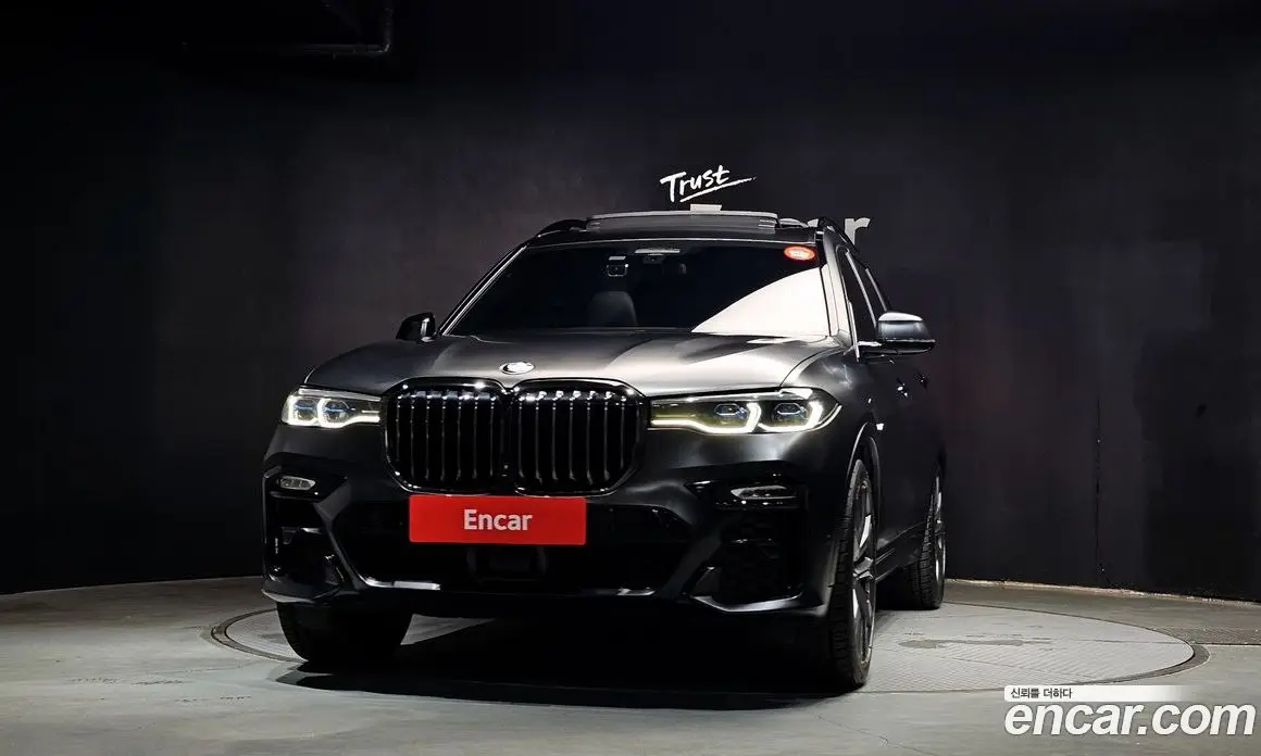 BMW X7 2021 4.4 автомат (гидро), фото 3 BMW X7 2021 4.4 автомат (гидро), фото 3