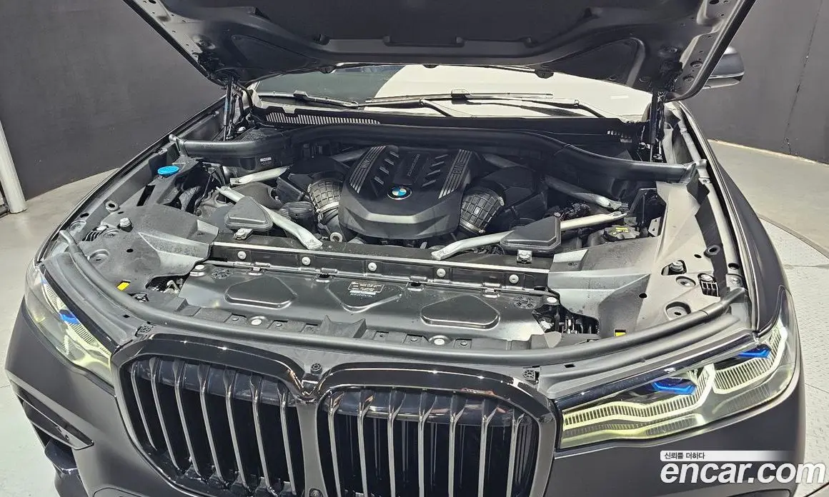 BMW X7 2021 4.4 автомат (гидро), фото 6 BMW X7 2021 4.4 автомат (гидро), фото 6