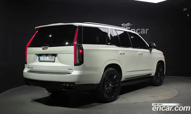 Cadillac Escalade 2024 6.2 автомат (гидро), миниатюра 1 Cadillac Escalade 2024 6.2 автомат (гидро), миниатюра 1