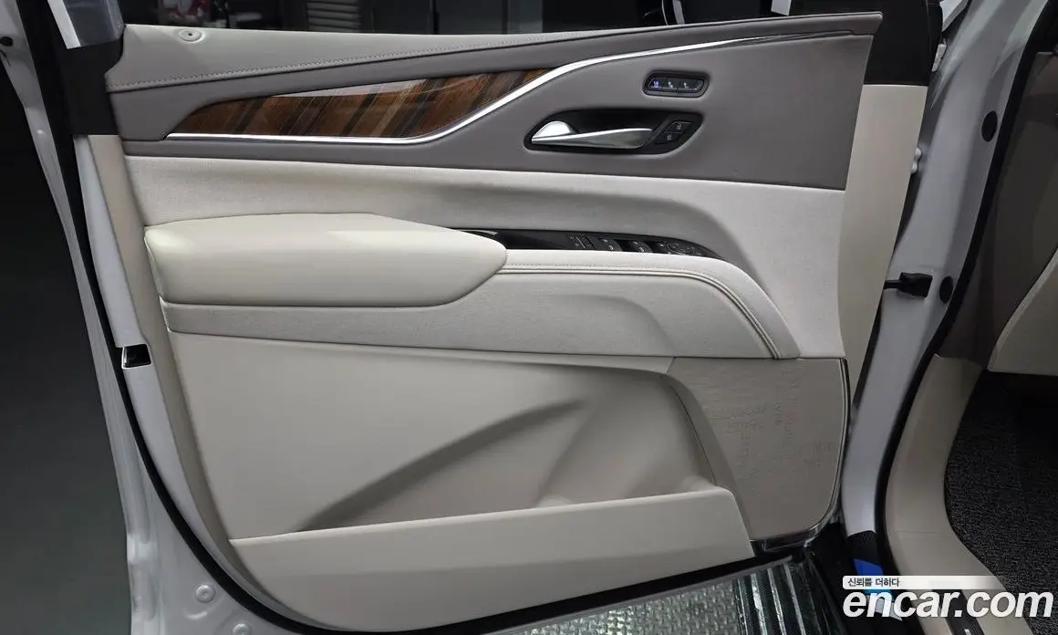 Cadillac Escalade 2024 6.2 автомат (гидро), фото 13 Cadillac Escalade 2024 6.2 автомат (гидро), фото 13