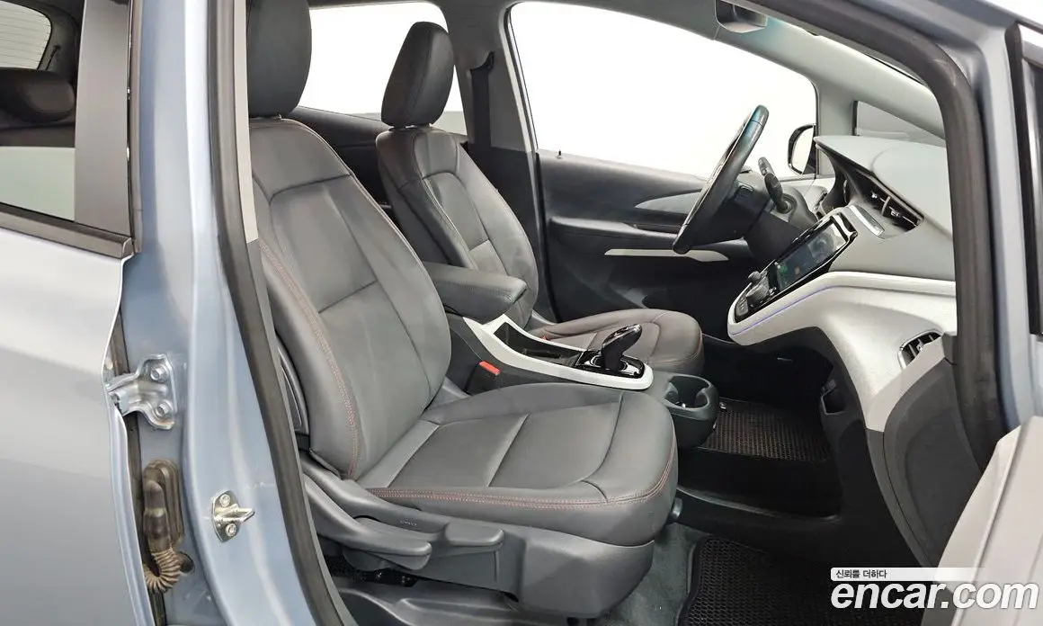 Chevrolet Bolt EV 2018 0.2 автомат (гидро), фото 18 Chevrolet Bolt EV 2018 0.2 автомат (гидро), фото 18
