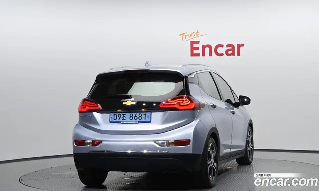 Chevrolet Bolt EV 2018 0.2 автомат (гидро), миниатюра 4 Chevrolet Bolt EV 2018 0.2 автомат (гидро), миниатюра 4