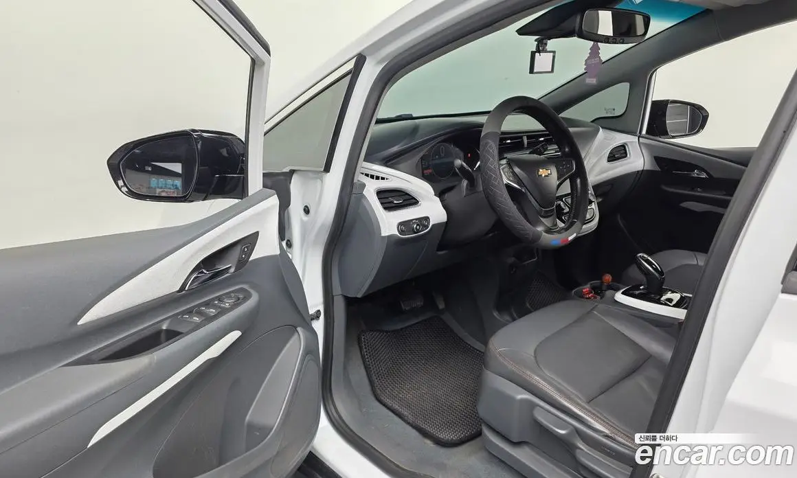 Chevrolet Bolt EV 2018 0.2 автомат (гидро), фото 13 Chevrolet Bolt EV 2018 0.2 автомат (гидро), фото 13