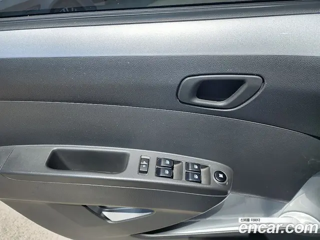 Chevrolet Spark 2013 1.0 автомат (гидро), миниатюра 12