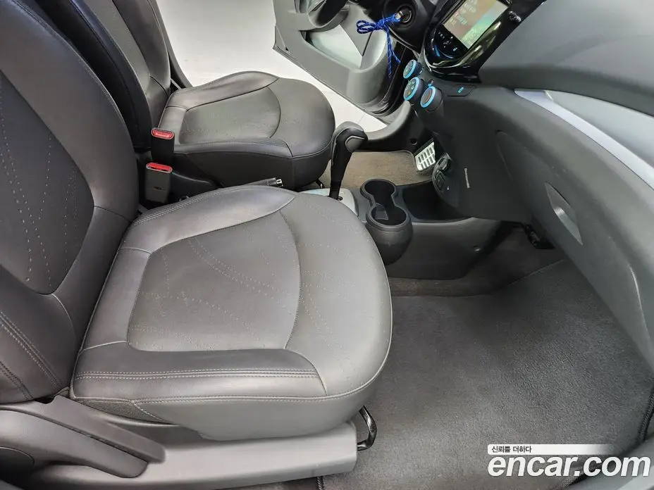 Chevrolet Spark 2015 1.0 автомат (гидро), фото 15 Chevrolet Spark 2015 1.0 автомат (гидро), фото 15