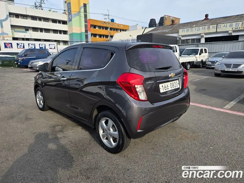 Chevrolet Spark 2016 1.0 автомат (вариатор), фото 4 Chevrolet Spark 2016 1.0 автомат (вариатор), фото 4