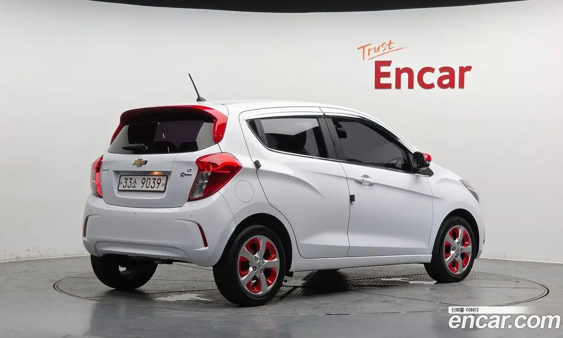 Chevrolet Spark 2017 1.0 автомат (гидро), фото 2 Chevrolet Spark 2017 1.0 автомат (гидро), фото 2