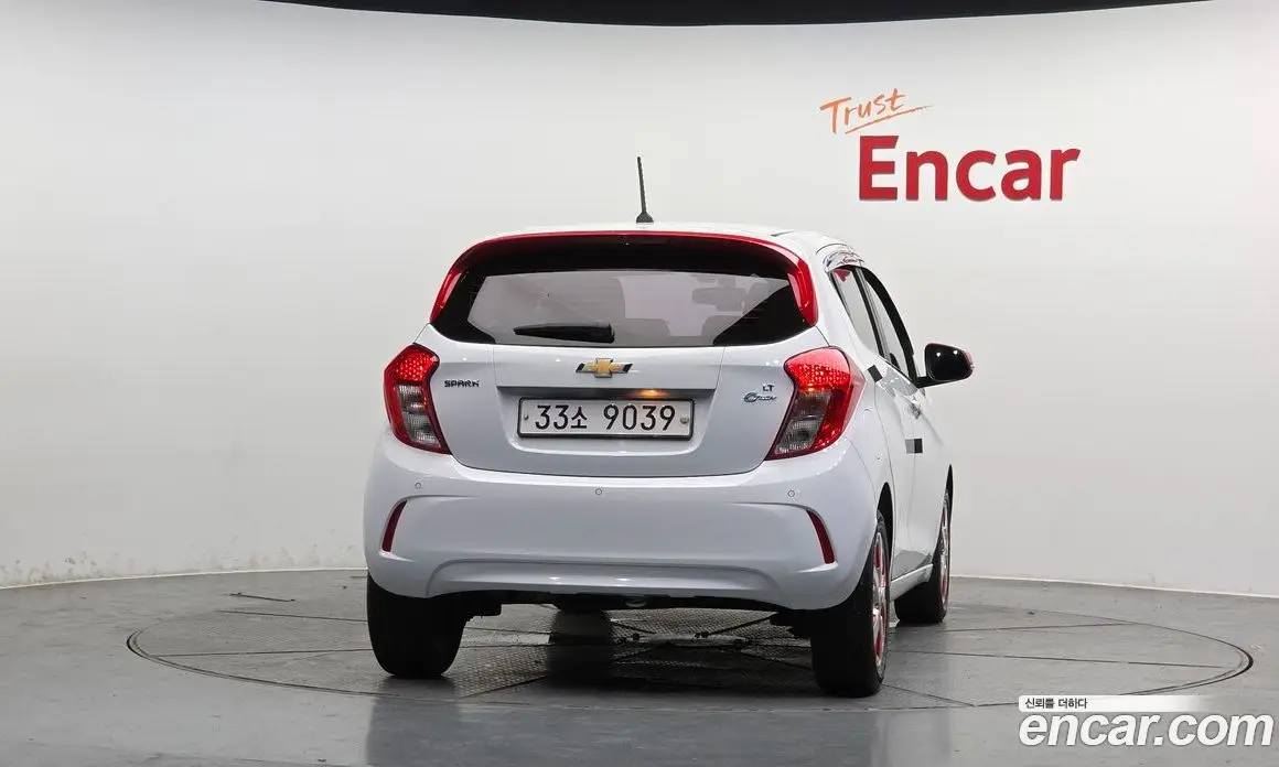 Chevrolet Spark 2017 1.0 автомат (гидро), фото 4 Chevrolet Spark 2017 1.0 автомат (гидро), фото 4