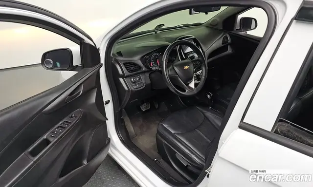 Chevrolet Spark 2017 1.0 автомат (гидро), миниатюра 10 Chevrolet Spark 2017 1.0 автомат (гидро), миниатюра 10