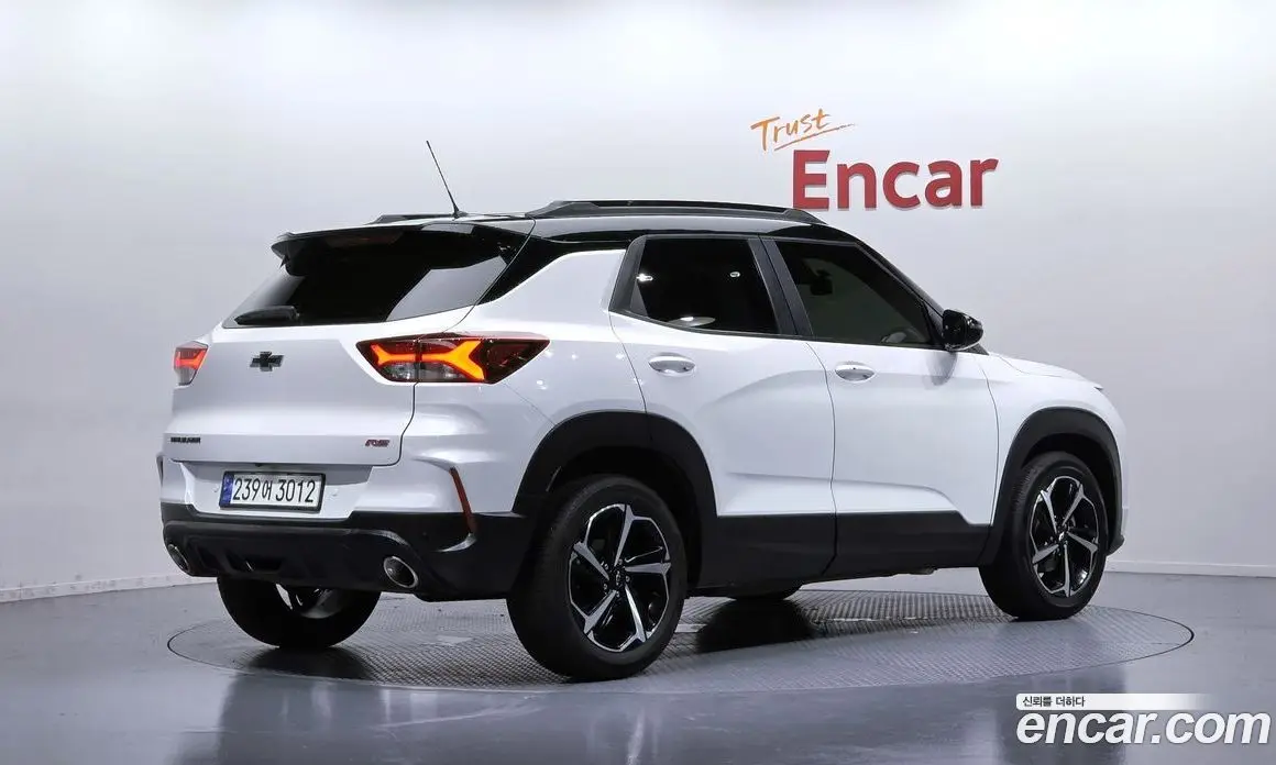 Chevrolet TrailBlazer 2023 1.3 автомат (гидро), фото 2 Chevrolet TrailBlazer 2023 1.3 автомат (гидро), фото 2