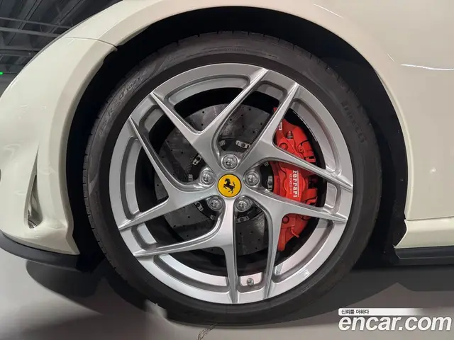 Ferrari 812 2020 6.5 автомат (робот), миниатюра 5