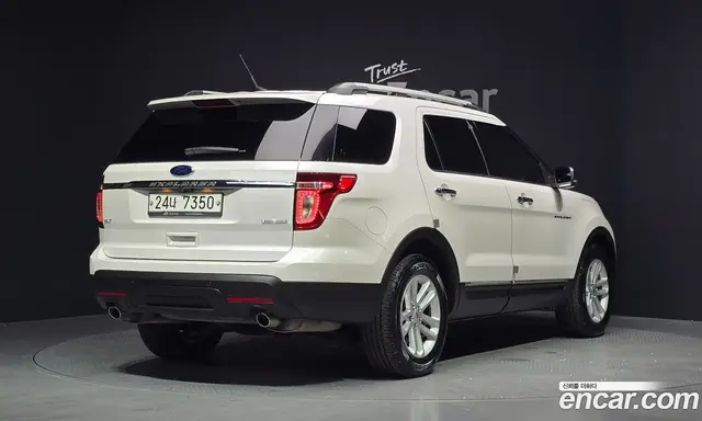 Ford Explorer 2014 2.0 автомат (гидро), миниатюра 2 Ford Explorer 2014 2.0 автомат (гидро), миниатюра 2