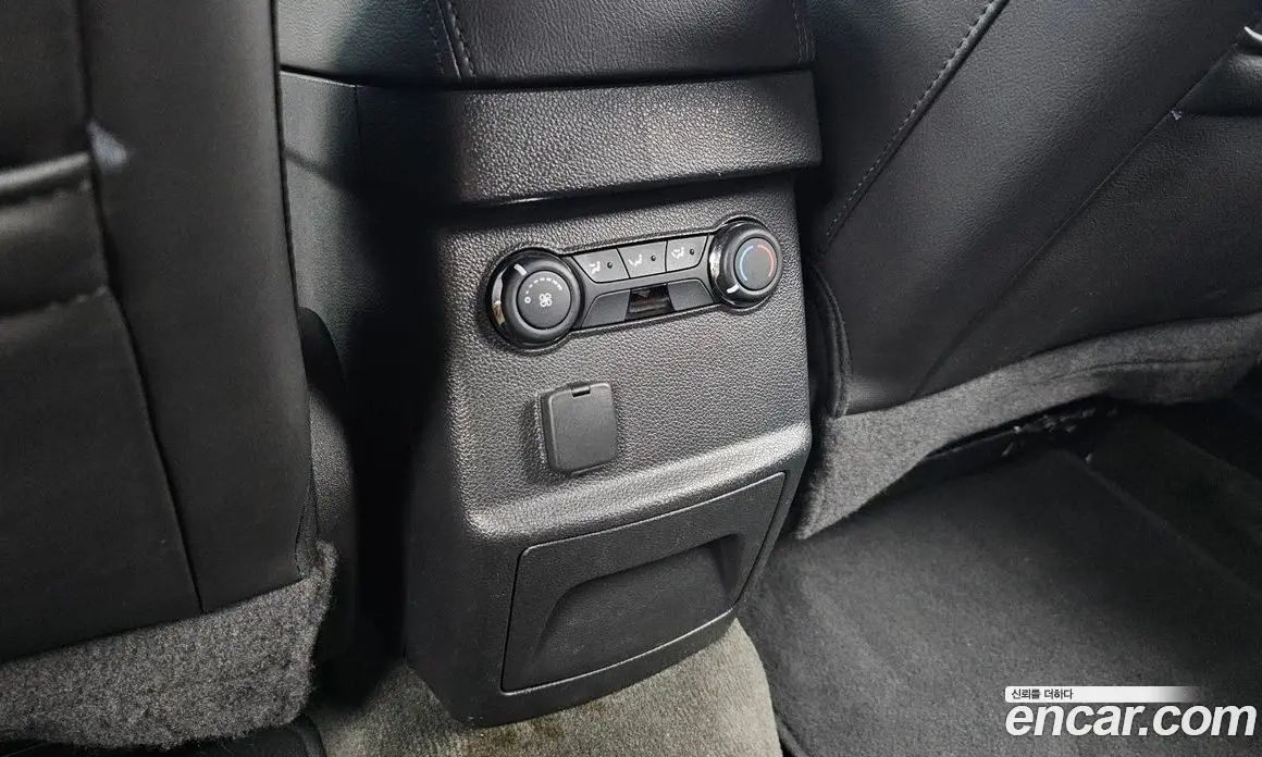 Ford Explorer 2014 2.0 автомат (гидро), фото 19 Ford Explorer 2014 2.0 автомат (гидро), фото 19