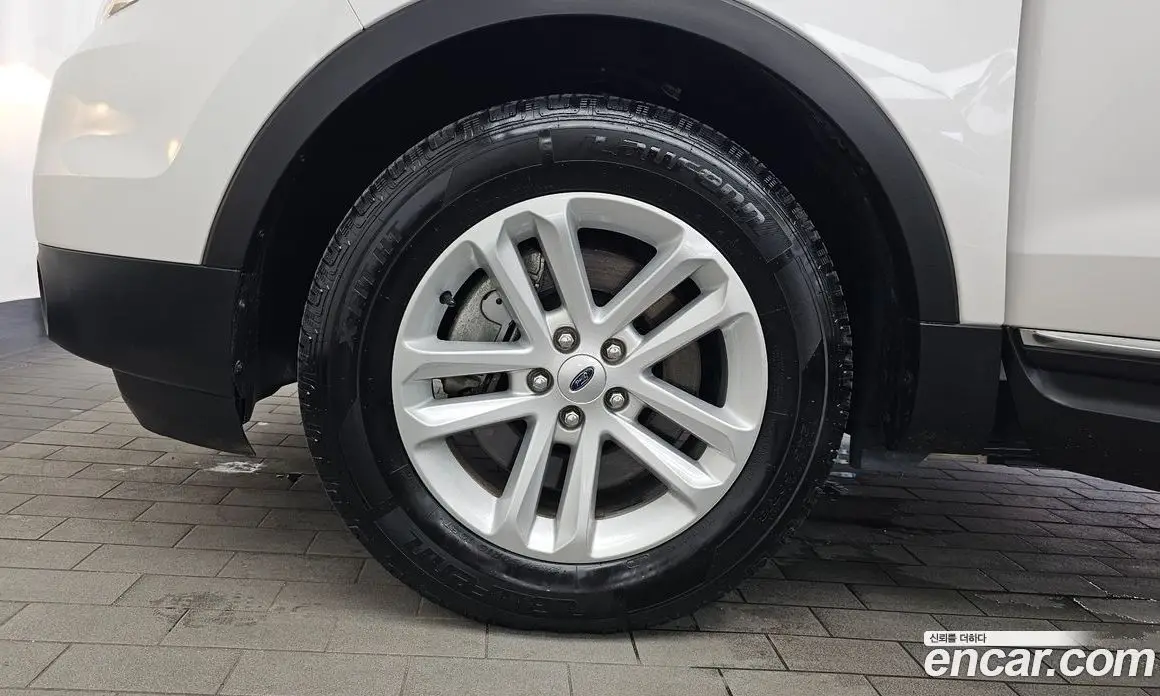 Ford Explorer 2014 2.0 автомат (гидро), фото 5 Ford Explorer 2014 2.0 автомат (гидро), фото 5