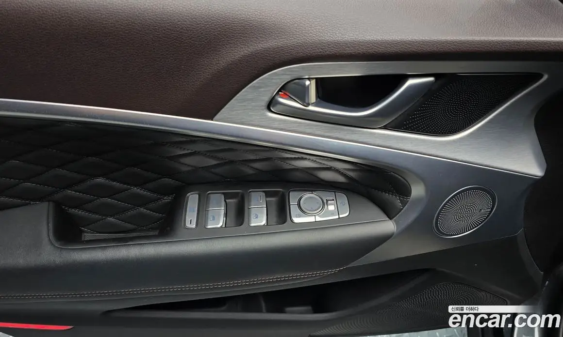 Genesis G70 2018 2.0 автомат (гидро), фото 29 Genesis G70 2018 2.0 автомат (гидро), фото 29