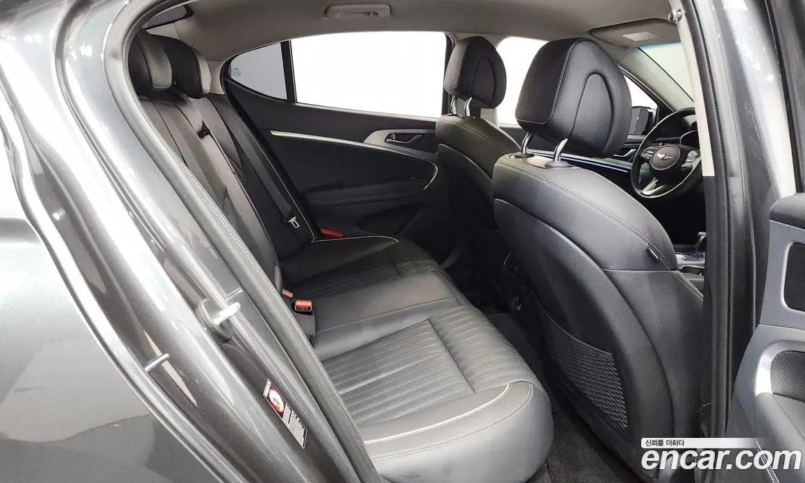 Genesis G70 2019 2.0 автомат (гидро), фото 11 Genesis G70 2019 2.0 автомат (гидро), фото 11