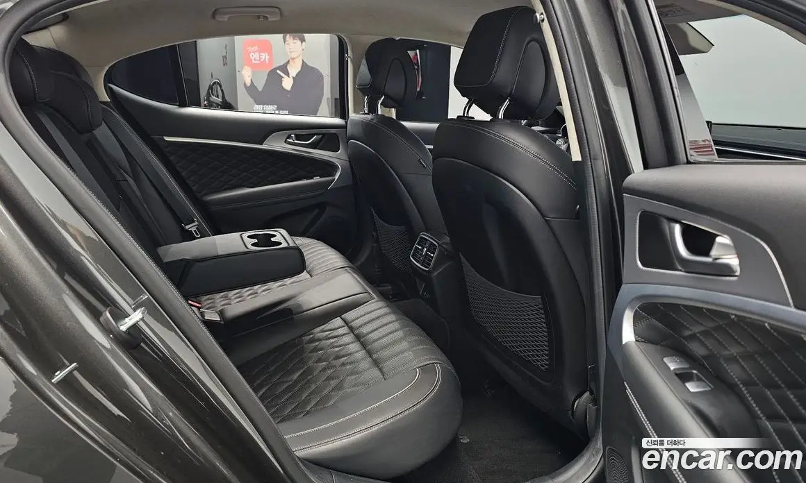 Genesis G70 2022 2.0 автомат (гидро), фото 16 Genesis G70 2022 2.0 автомат (гидро), фото 16