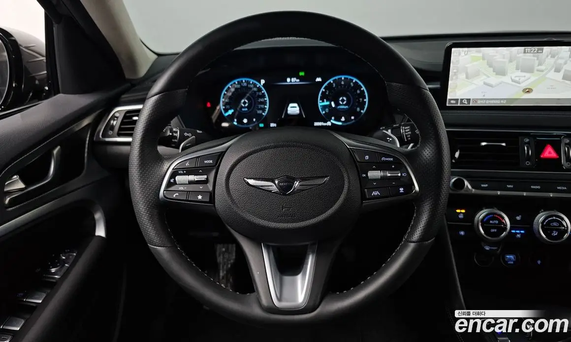 Genesis G70 2022 2.0 автомат (гидро), фото 18 Genesis G70 2022 2.0 автомат (гидро), фото 18