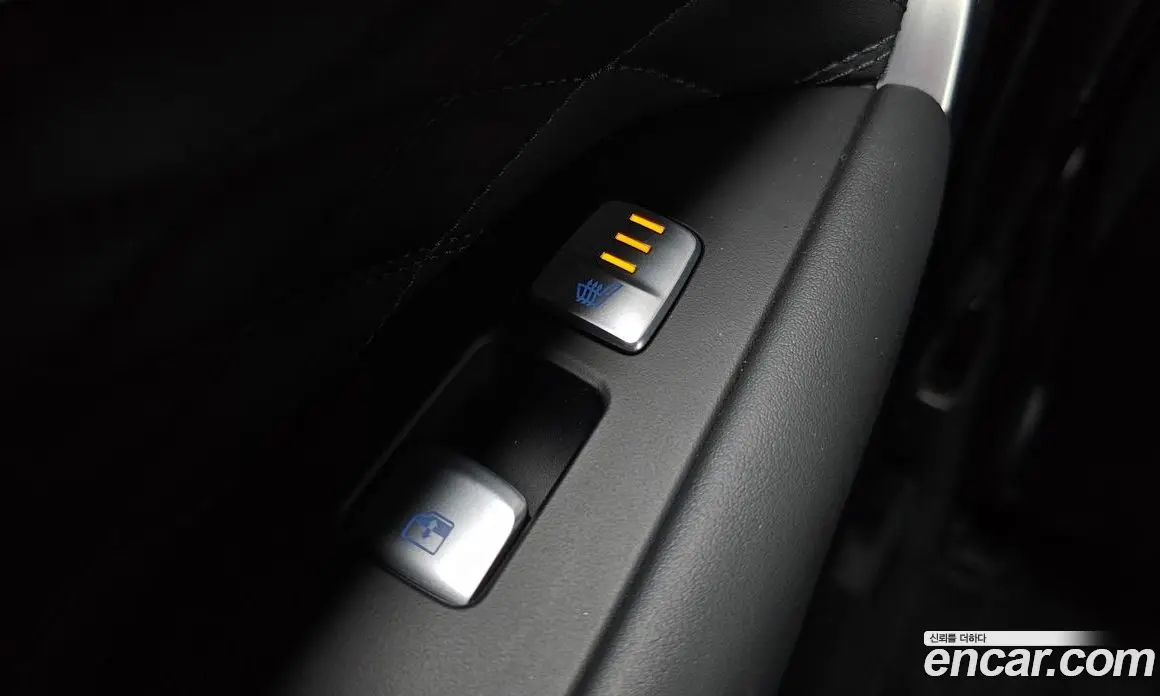 Genesis G70 2022 2.0 автомат (гидро), фото 32 Genesis G70 2022 2.0 автомат (гидро), фото 32