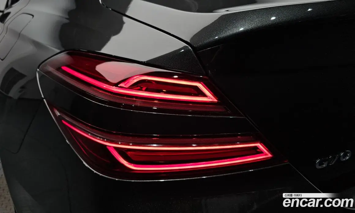 Genesis G70 2022 2.0 автомат (гидро), фото 8 Genesis G70 2022 2.0 автомат (гидро), фото 8