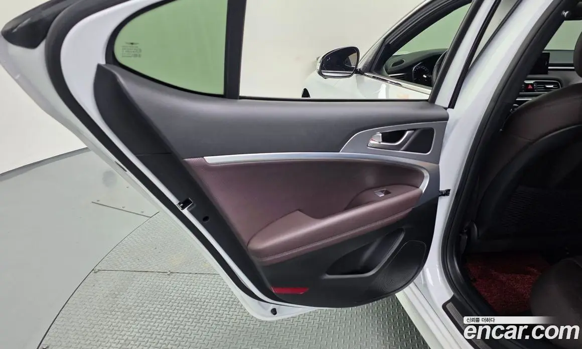 Genesis G70 2022 2.0 автомат (гидро), фото 15