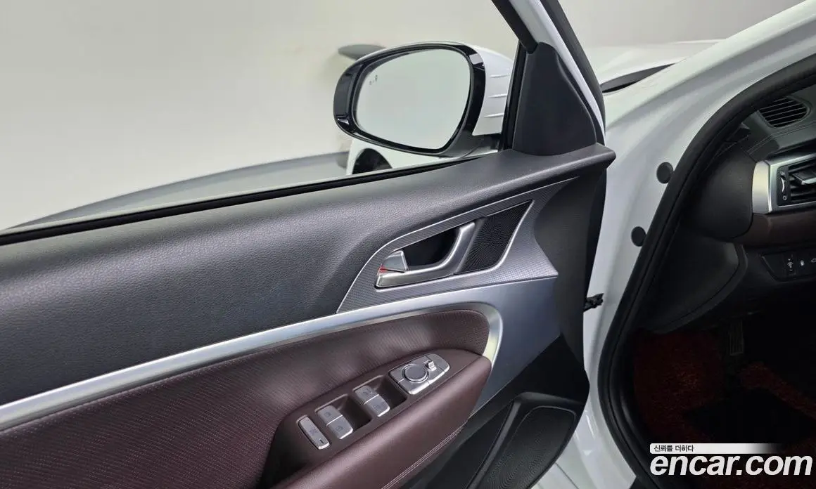 Genesis G70 2022 2.0 автомат (гидро), фото 28