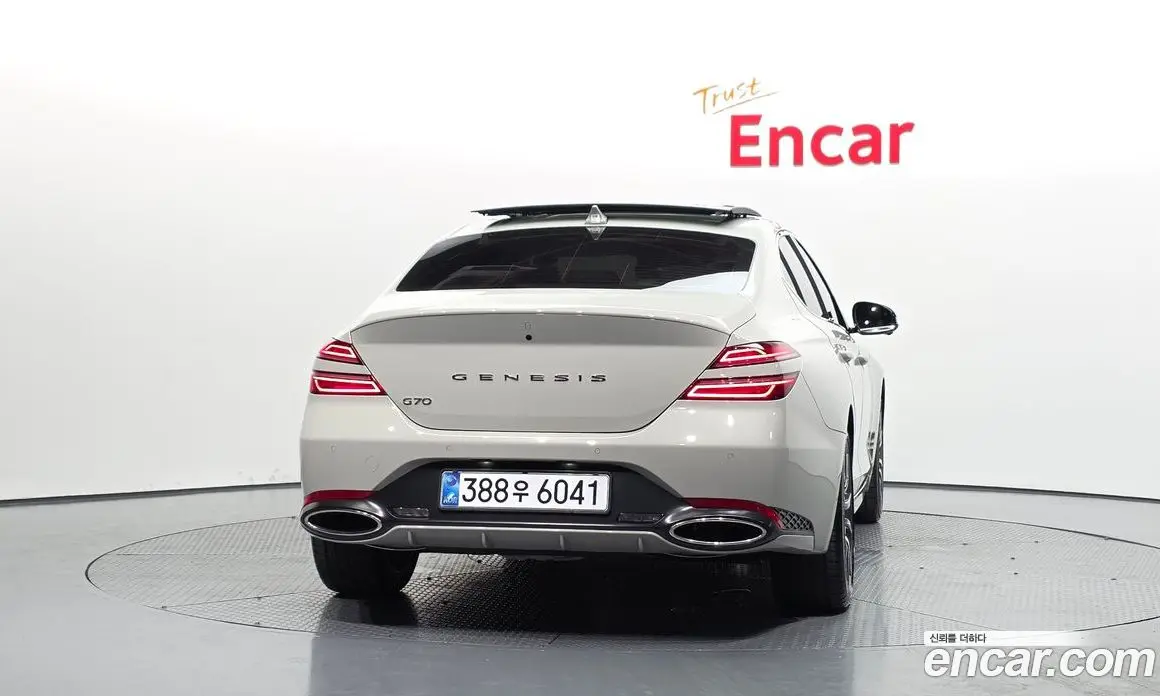 Genesis G70 2025 2.5 автомат (гидро), фото 4 Genesis G70 2025 2.5 автомат (гидро), фото 4